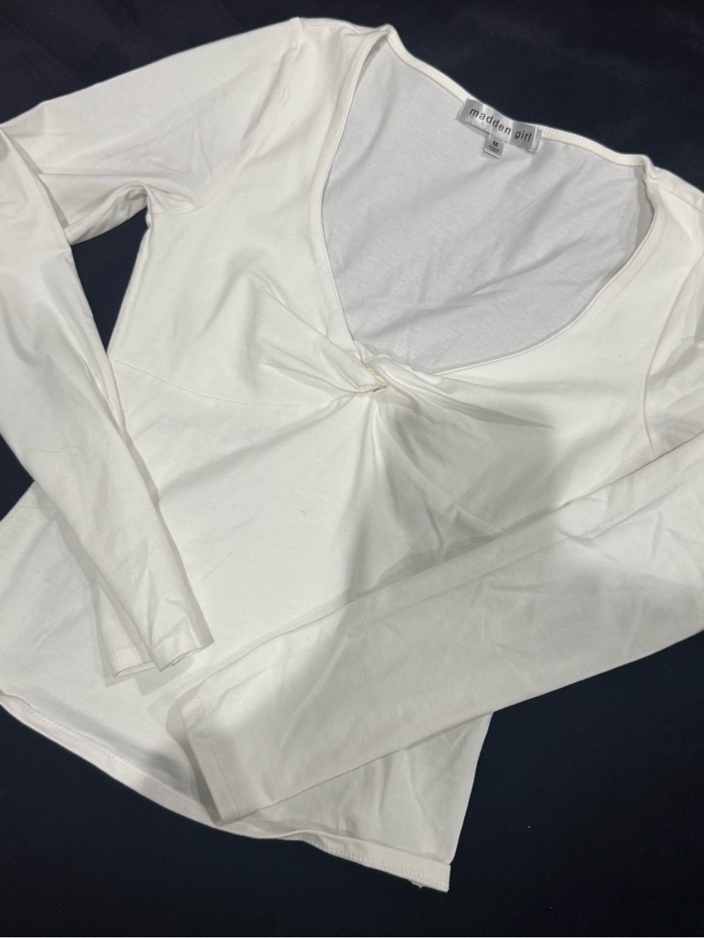 Madden Girl White Twist Front Long Sleeve V-Neck Top Size M